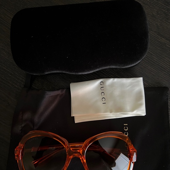 Gucci Orange Oversized Sunglasses - Picture 4 of 8
